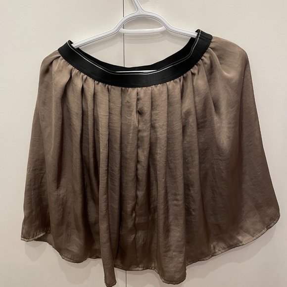 Propaganda shimmery flare skirt, size S - Picture 2 of 2